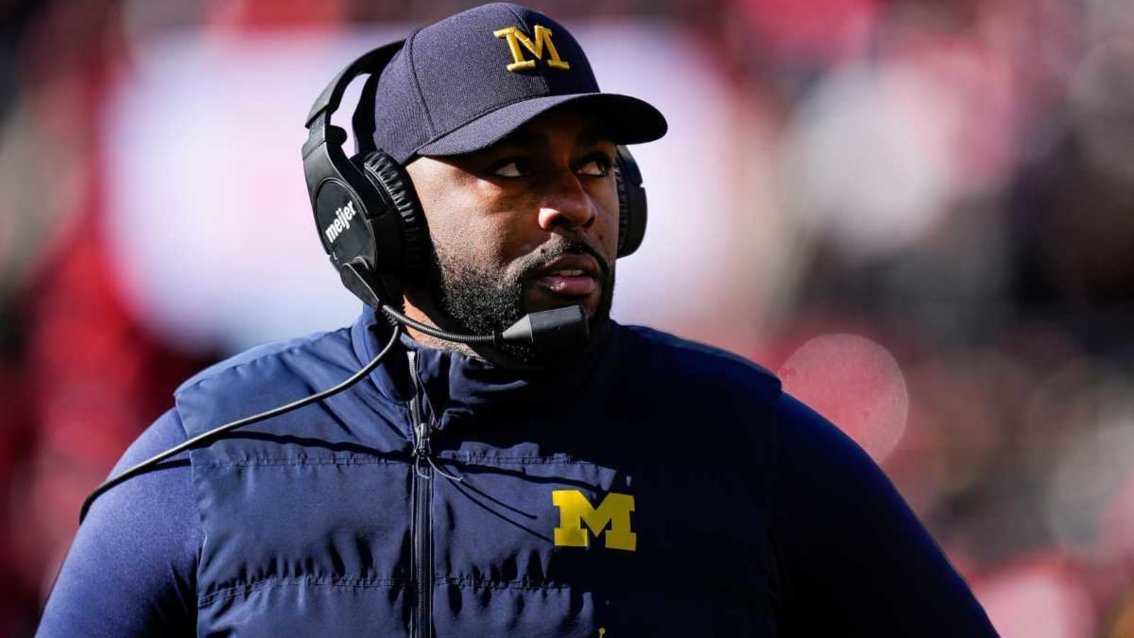 Michigan left reevaluating options after reclassified two-way playmaker delivers hammer to their recruiting plan