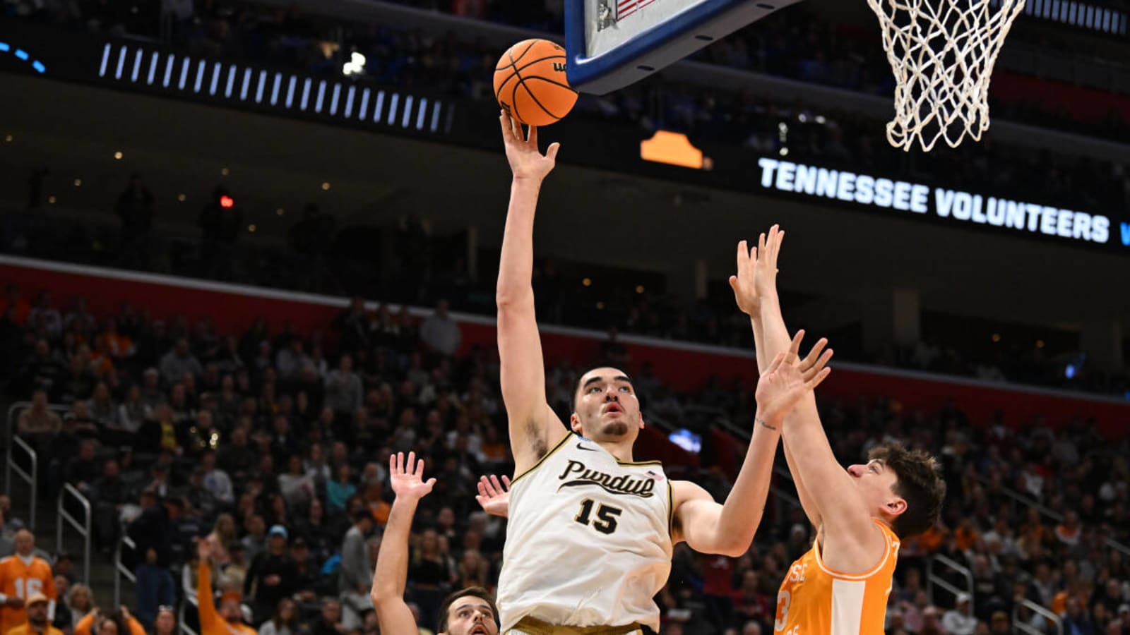 Grant Williams and Admiral Schofield chime in on officiating in Tennessee Vols&#39; loss to Purdue