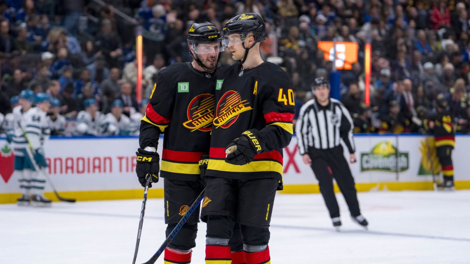 NHL Insider Urges Canucks to Resolve J.T. Miller-Elias Pettersson Situation