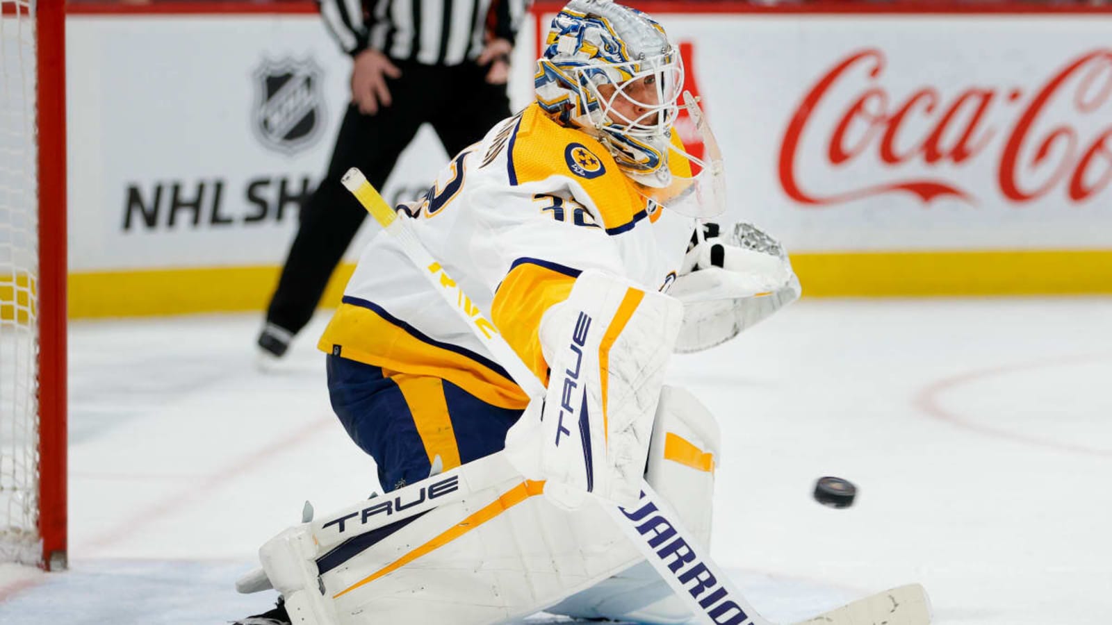 Predators - 2, Panthers - 1: Leonard Scores Game Winner, Lankinen Outstanding in Net