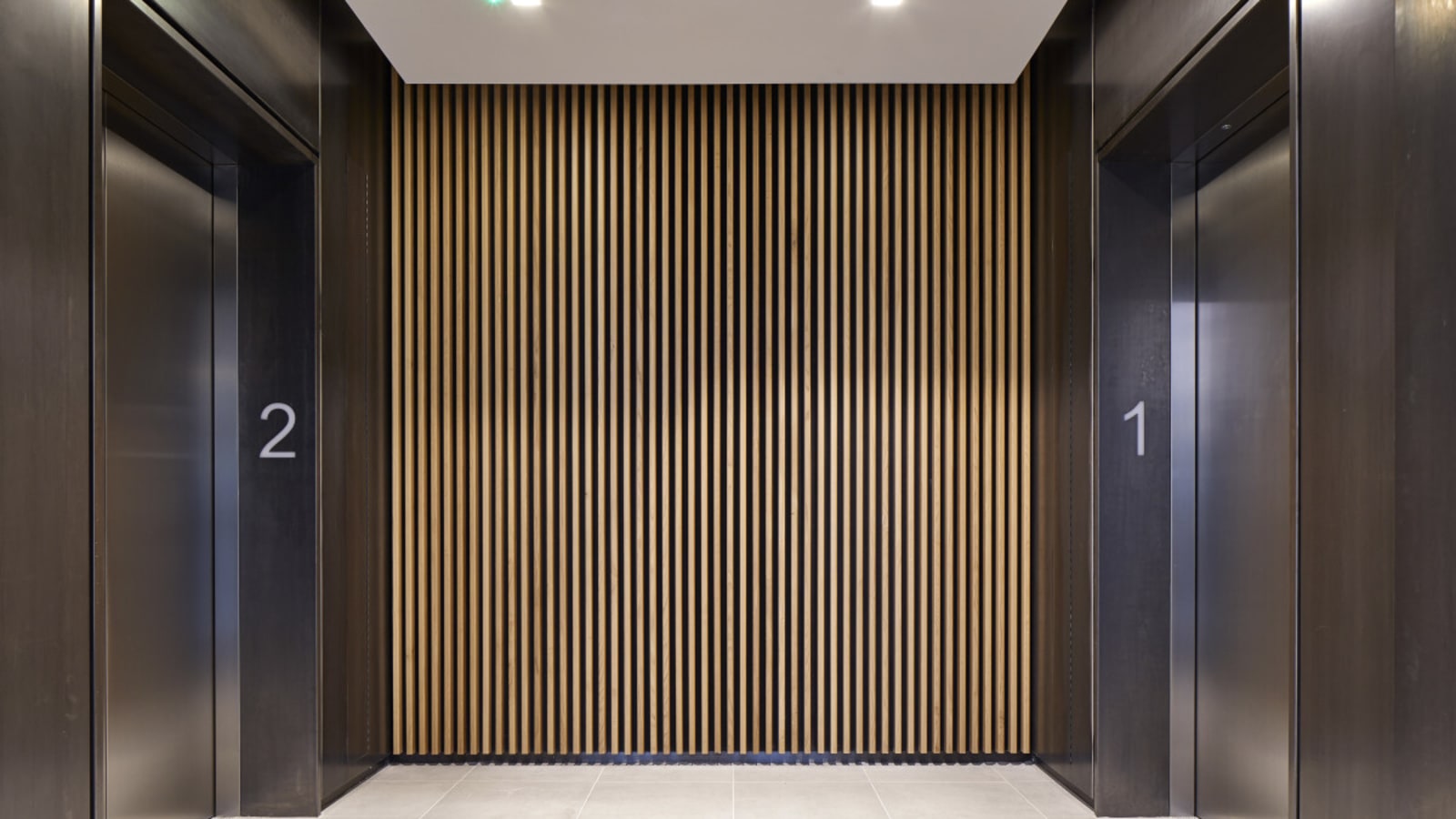 The NFL Player Who Refuses To Take The Elevator On Game Days