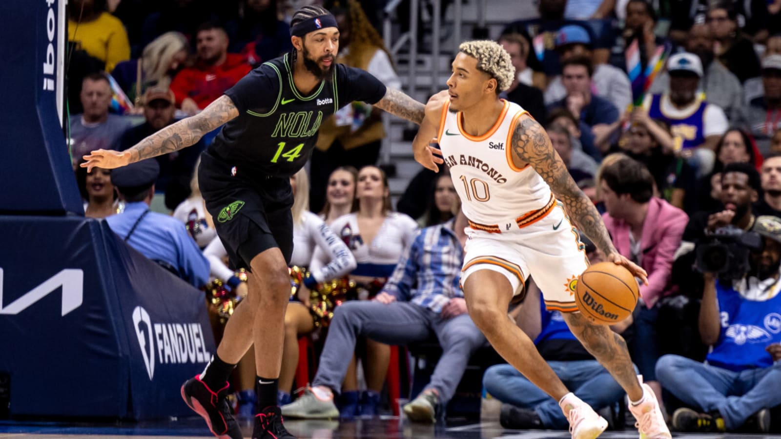 Who Will Sit Out for Spurs vs. Pelicans?