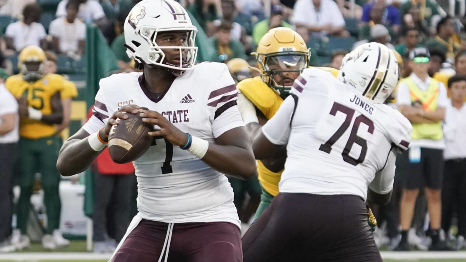 Transfer Portal: TJ Finley, Former Texas State QB, Commits To Western Kentucky