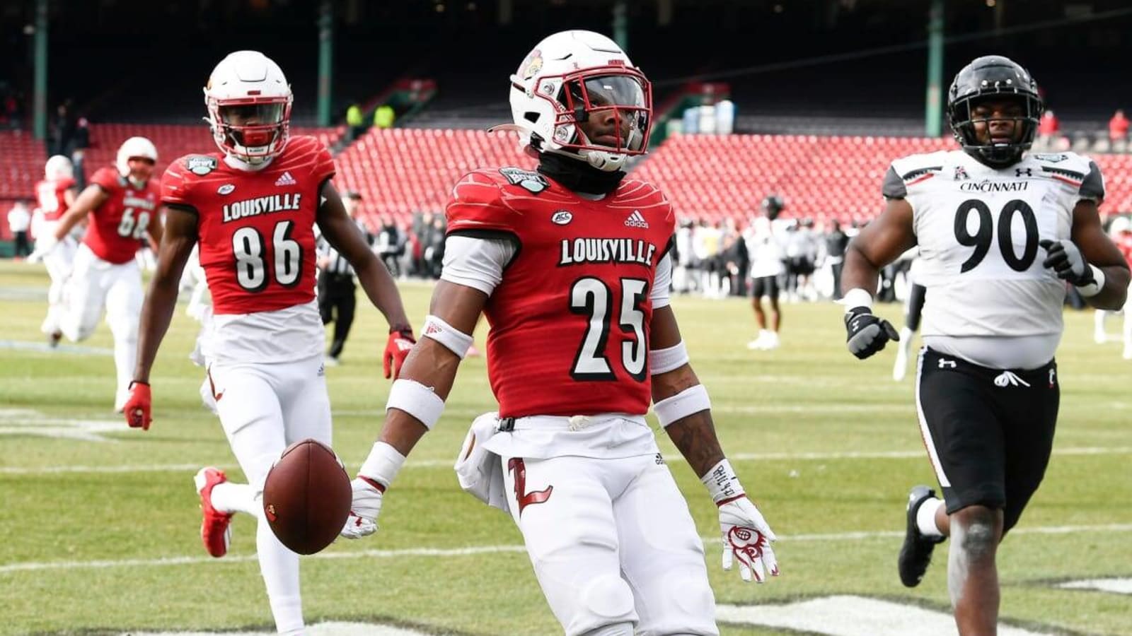 Louisville&#39;s Running Backs Embracing New Roles on Pass-Heavy Offense