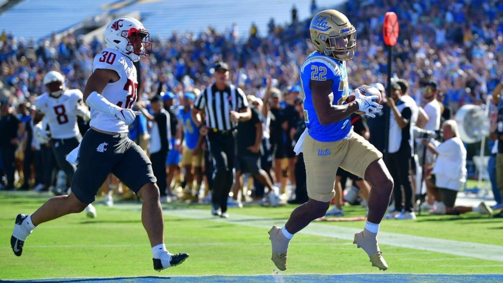 UCLA Football: Bruins Versatile Senior Garners Top Honors for Dominating WSU