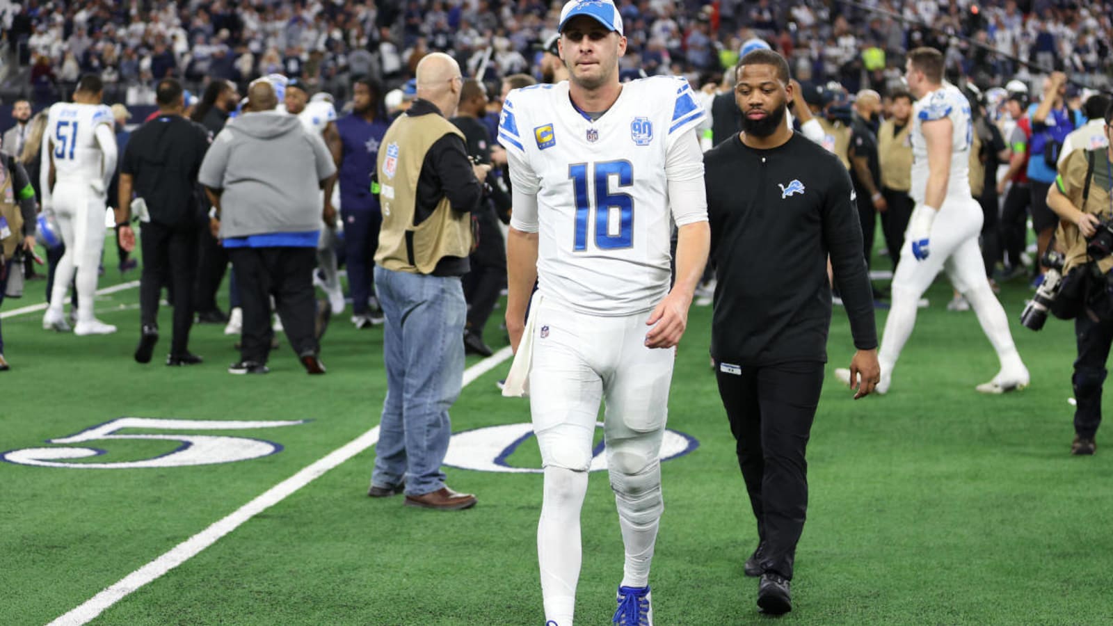 Will the Lions sit their starters against Vikings? Here's what we know