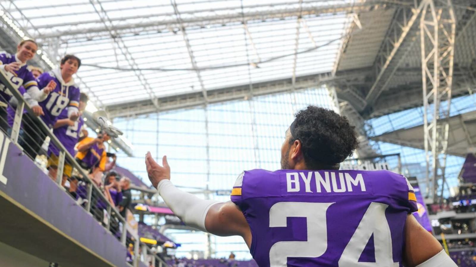 Camryn Bynum&#39;s wife finally got to see him play on Sunday