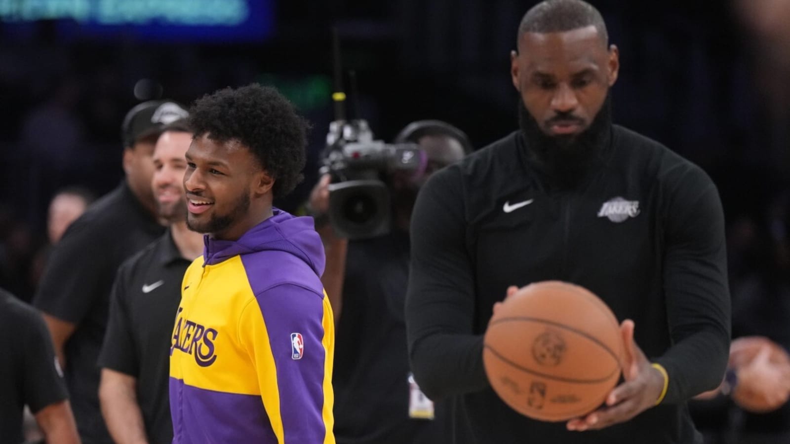 LeBron James On Bronny James&#39; 30-Point Breakout Game: 'Keep Puttin&#39; In Work'
