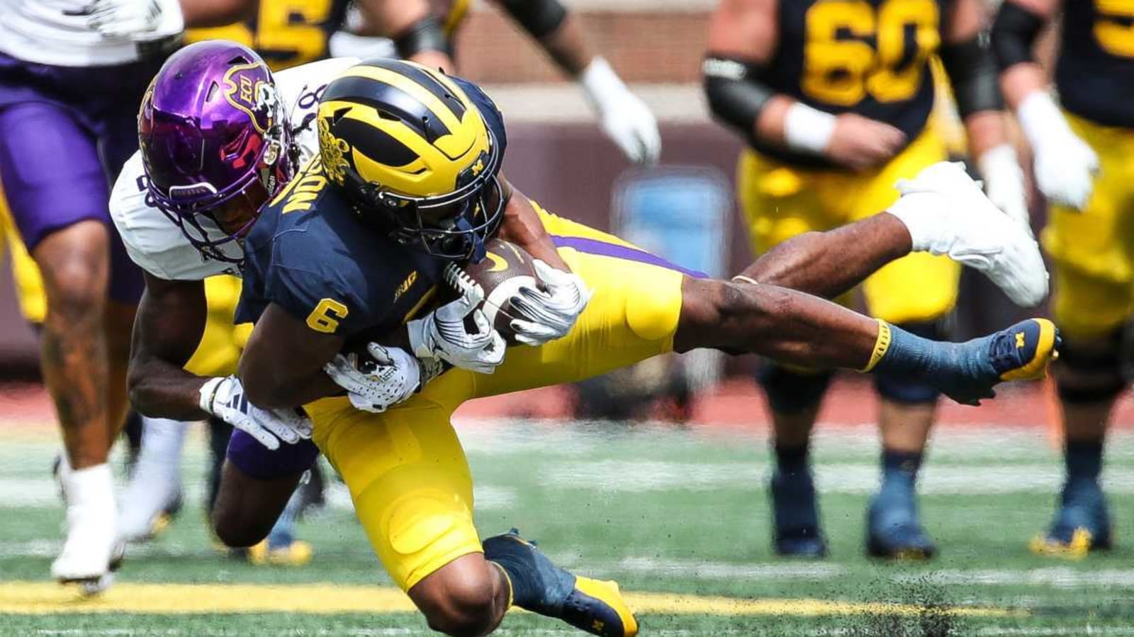 Cowboys Three-Round Mock Draft: Dallas makes typical gamble in second round, lands productive fan favorite prospect in Round 3