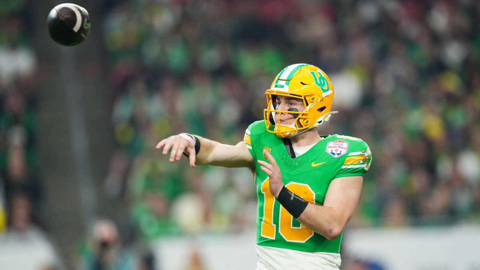 Oregon OC Will Stein responds to negative narrative surrounding Bo Nix&#39;s completion percentage