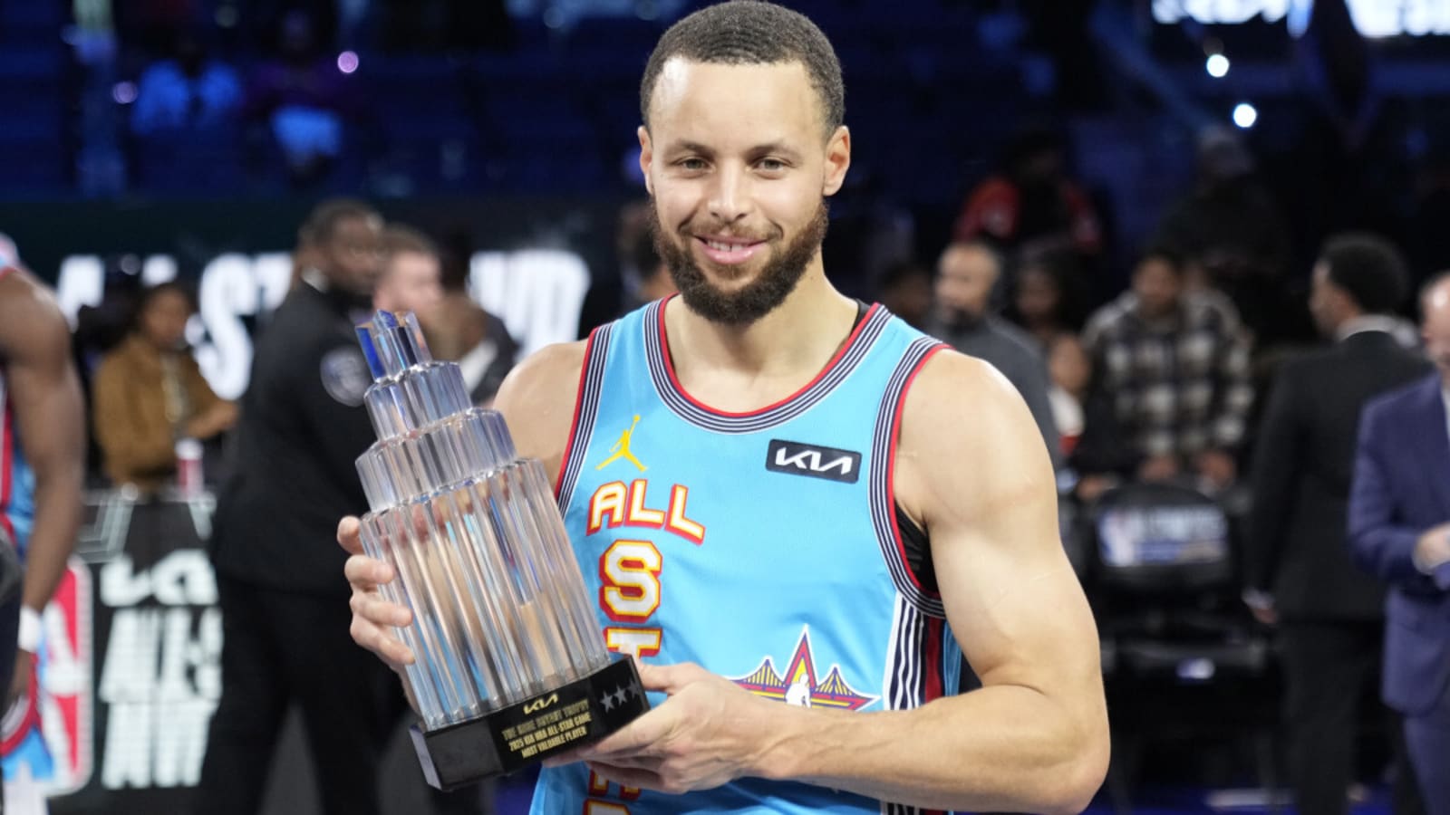 Steph Curry’s Message After All-Star Game Halfcourt Shot Revealed