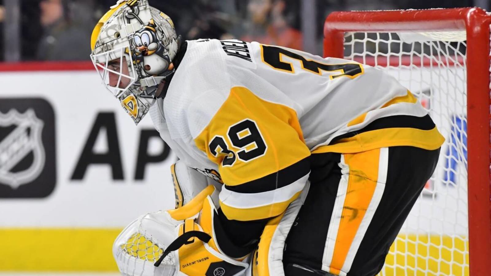 Penguins Expected to Trade Goalie