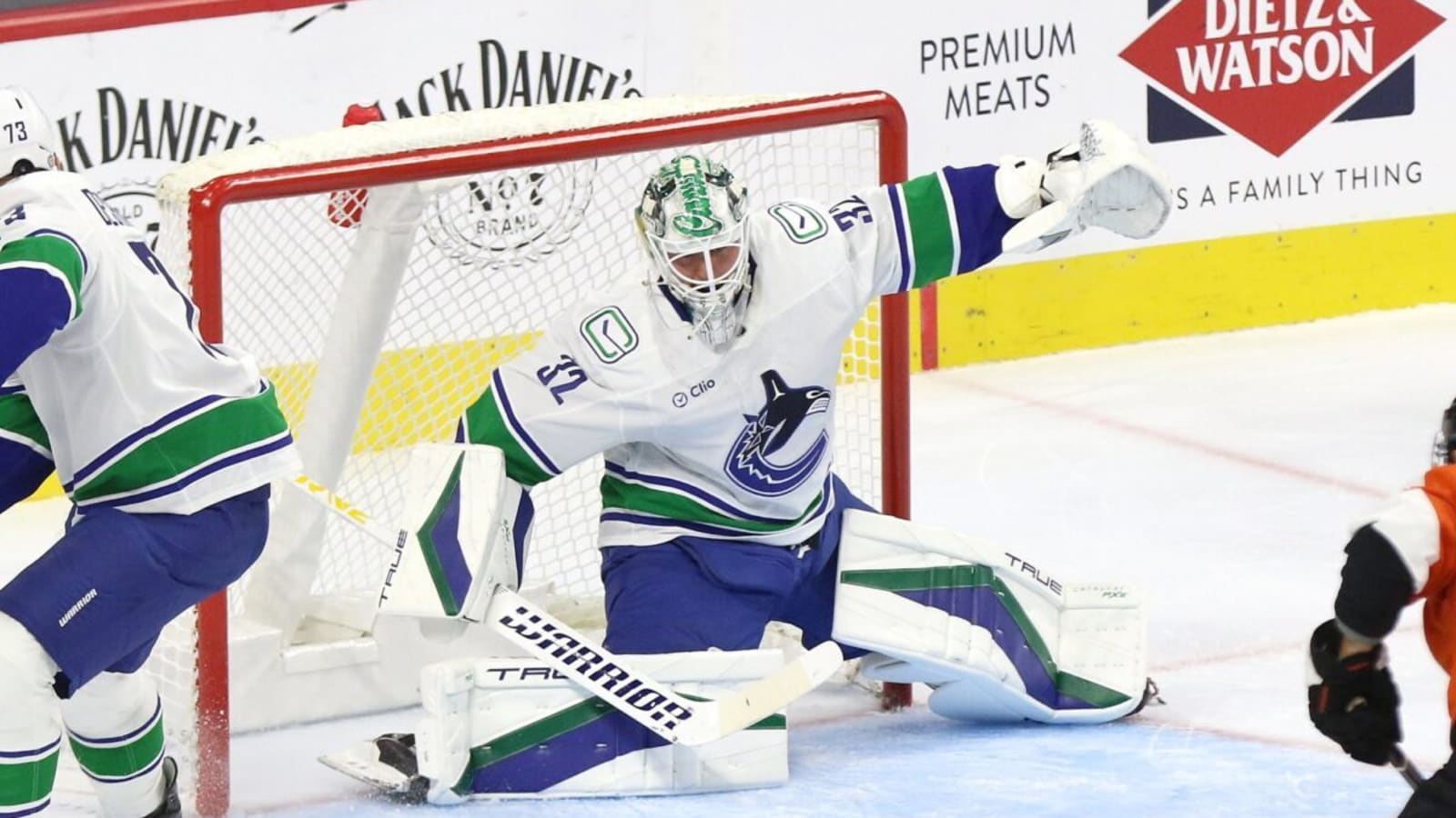 Kevin Lankinen Is Saving the Canucks’ Season
