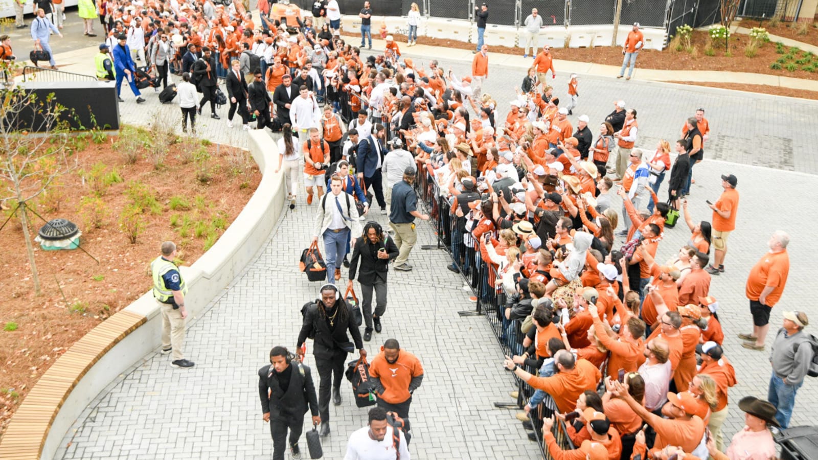 Longhorns fans show up in droves to give Texas football huge home-like feel on the road vs. Vanderbilt
