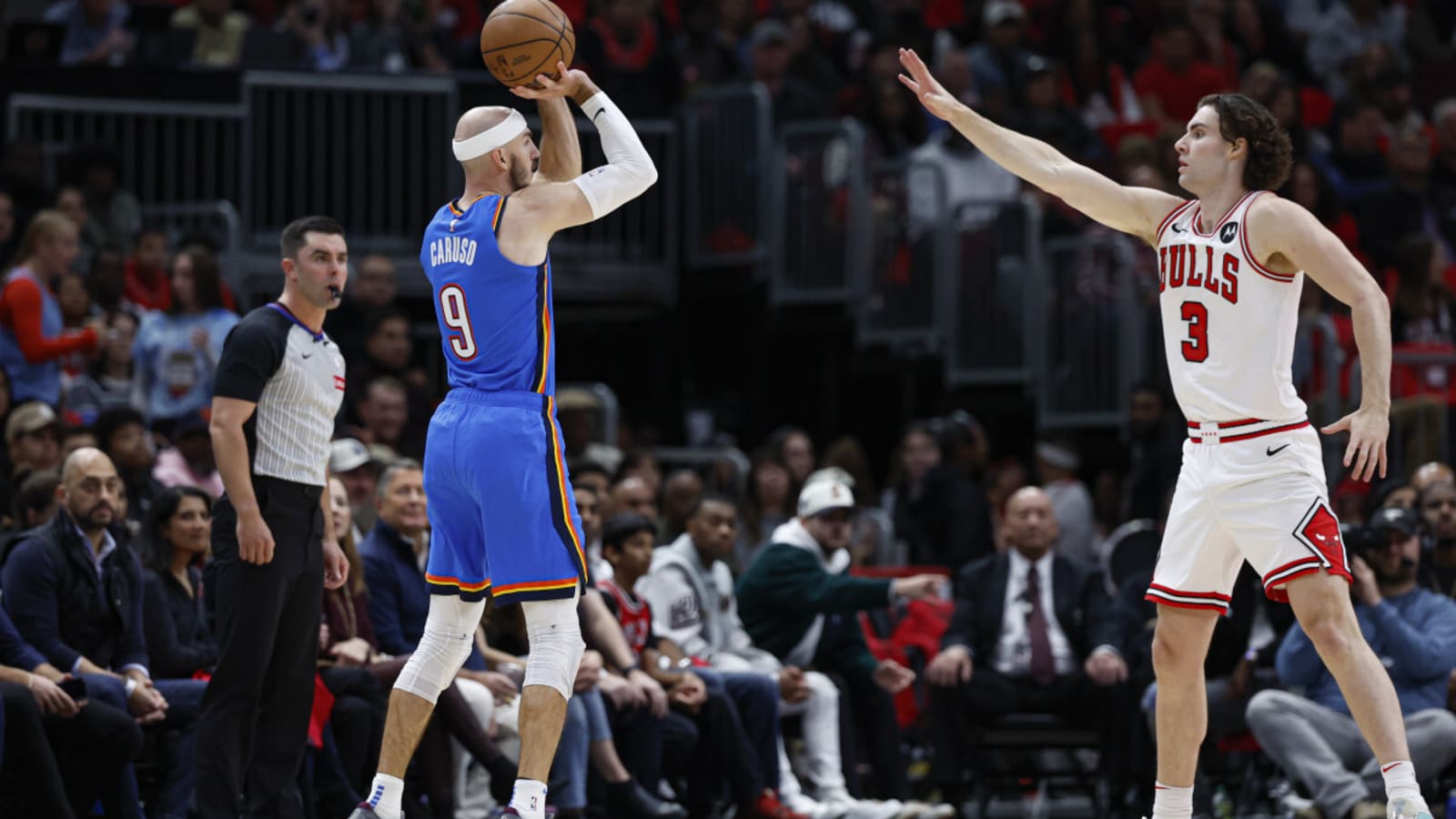 Bulls Rattled by Thunder in Home Opener