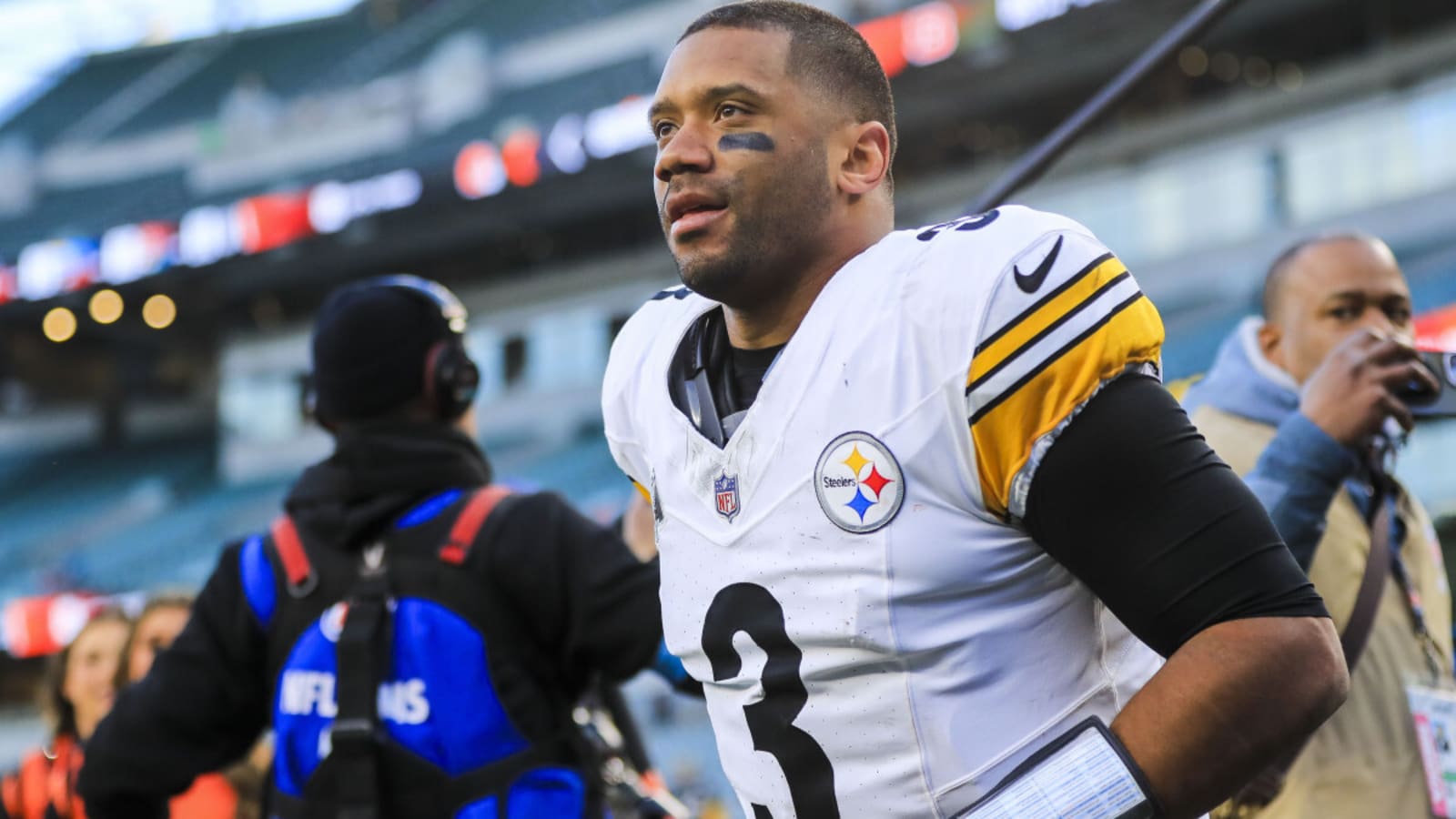 Steelers Predicted to &#39;Move On&#39; from Veteran QB in Free Agency