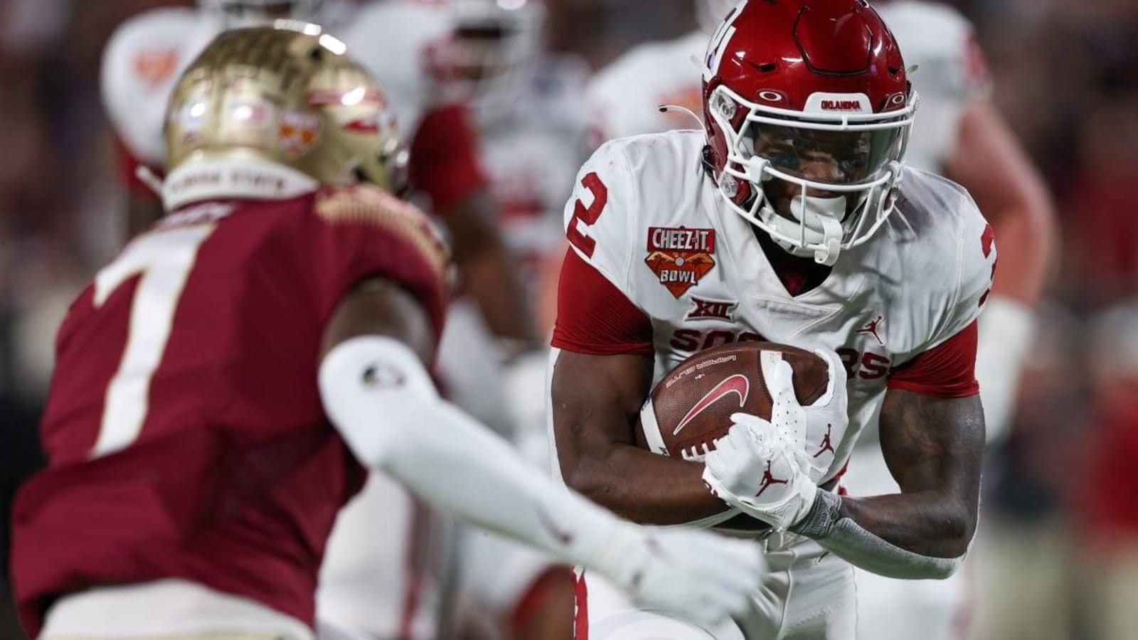 Oklahoma RB Jovantae Barnes Rebounds from Foot Injury While Soaking Up Wisdom