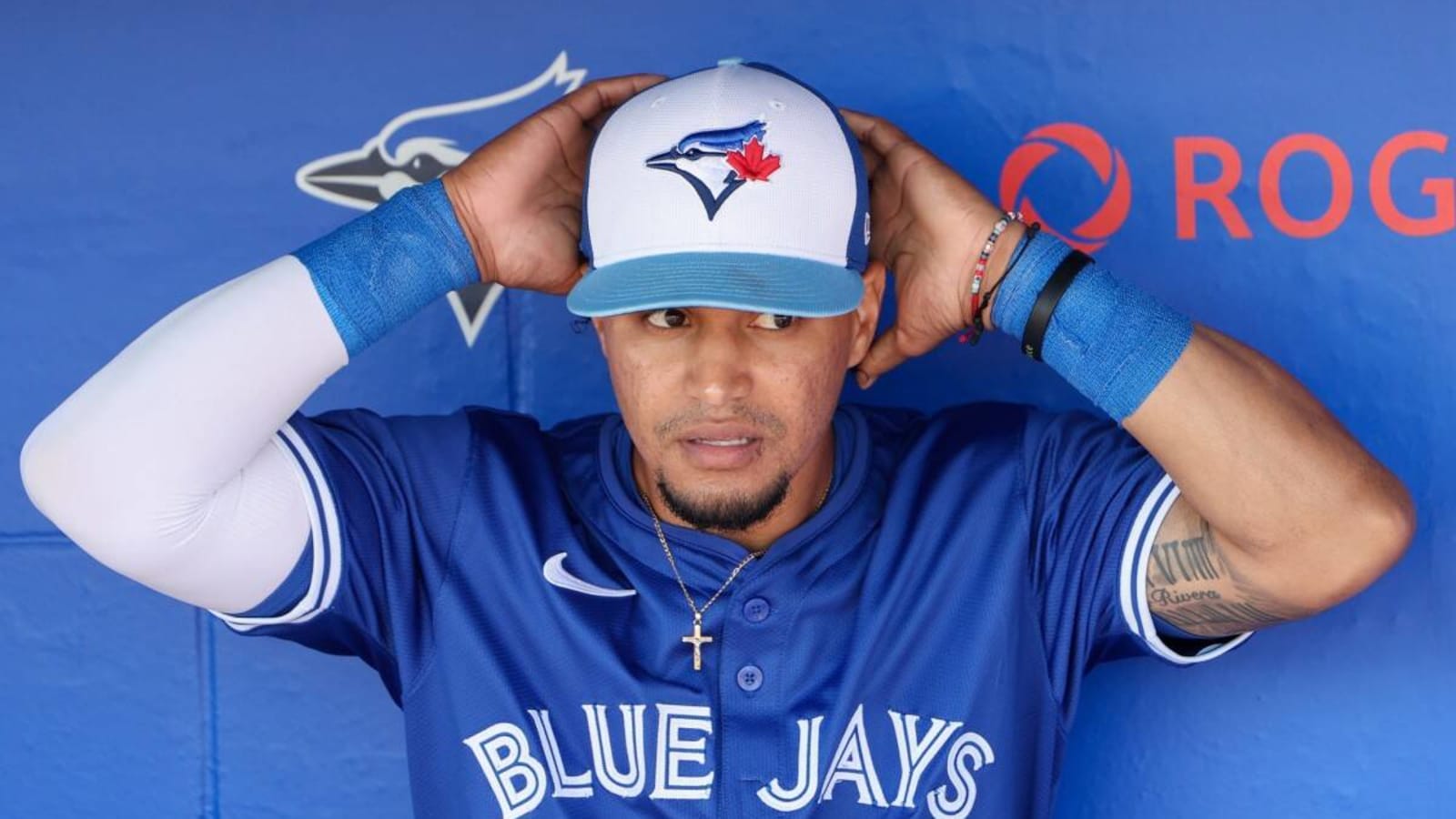 Toronto Blue Jays Trade Former All-Star INF to Cincinnati Reds