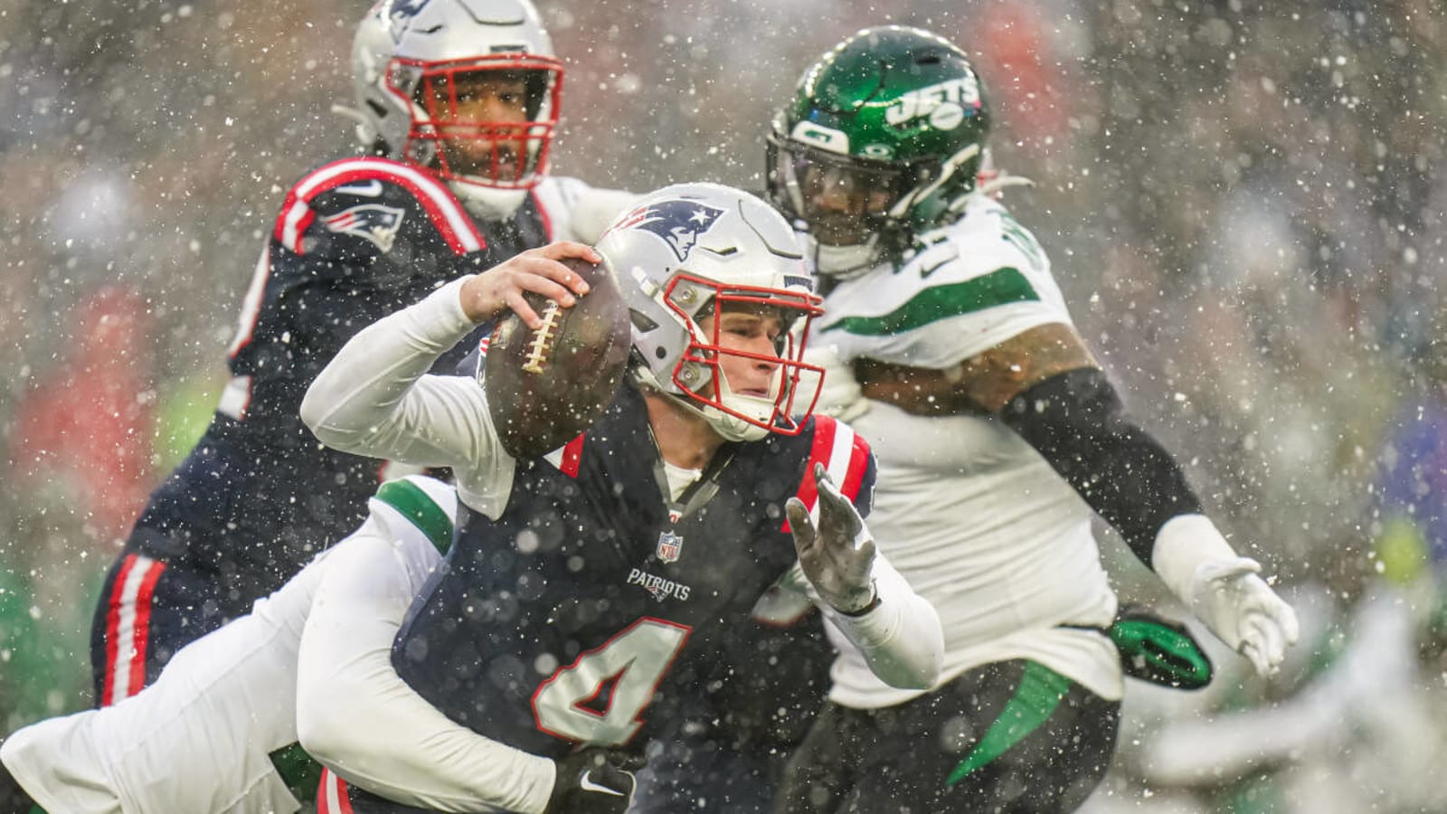 Patriots-Jets Notebook: Zappe, Offense Can’t Overcome Snow, Turnovers