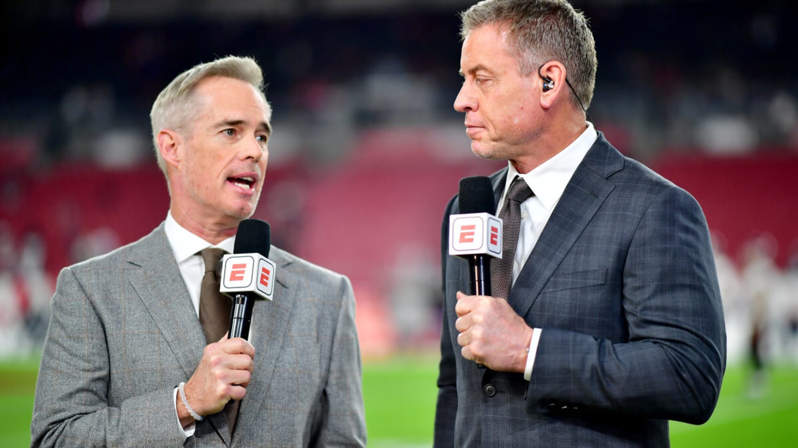 Joe Buck, Troy Aikman Criticized For Big Sideline Moment On Saturday