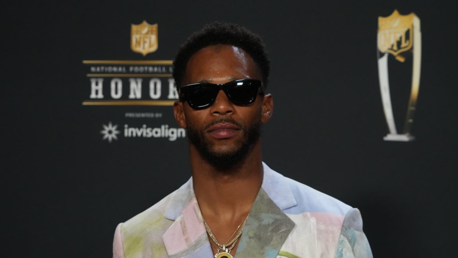 Victor Cruz Brutally Compares Giants and Bears