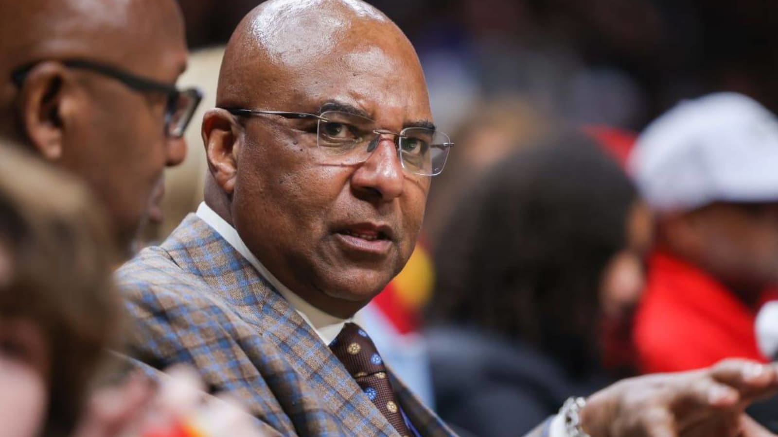  Longtime Hornets President Stepping Down