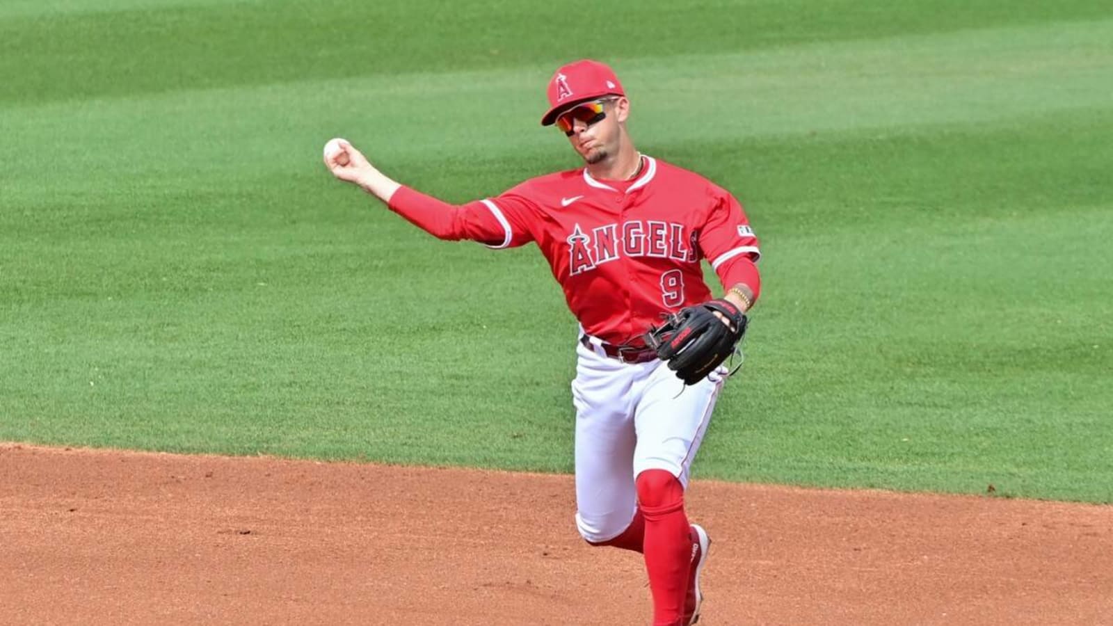 Angels&#39; Zach Neto Has Hilarious Comparison for Learning Defense From Ron Washington