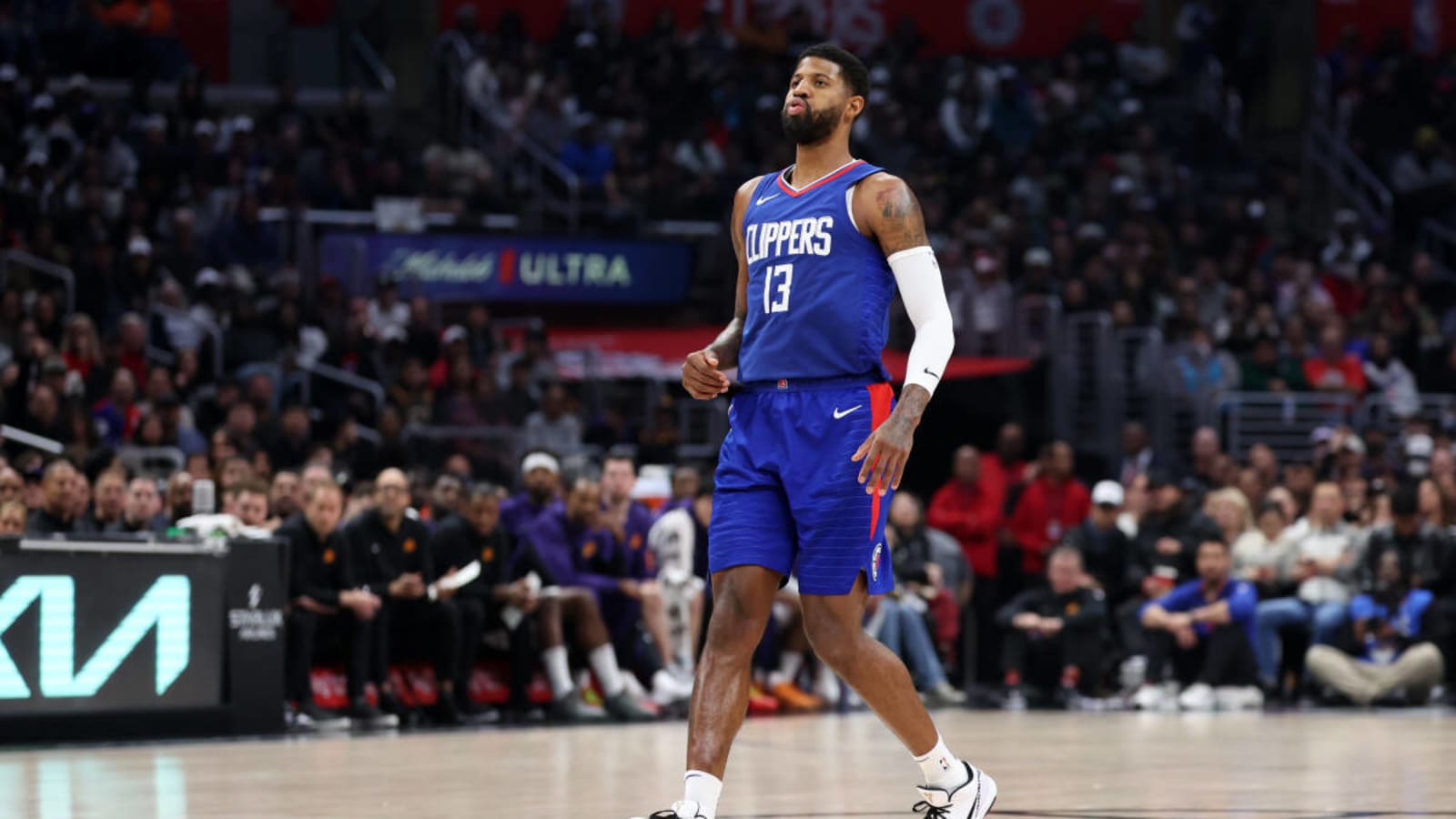 Paul George Will Be The 'Top Target' For The Philadelphia 76ers This Summer
