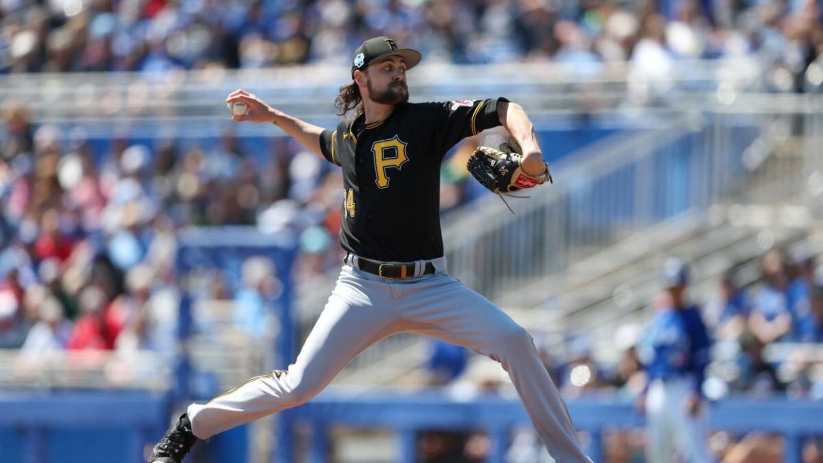 Pittsburgh Pirates Avoid Arbitration with Injured Right-Hander