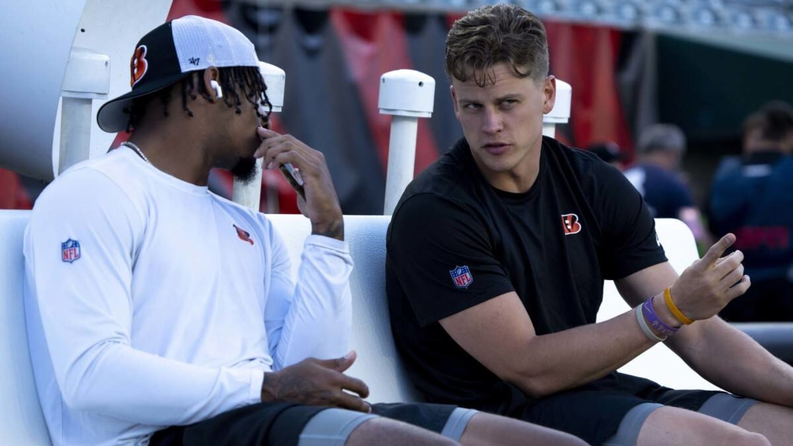  Joe Burrow, Ja&#39;Marr Chase and Other Bengals Stars Attend Lakers Matchup Against Suns
