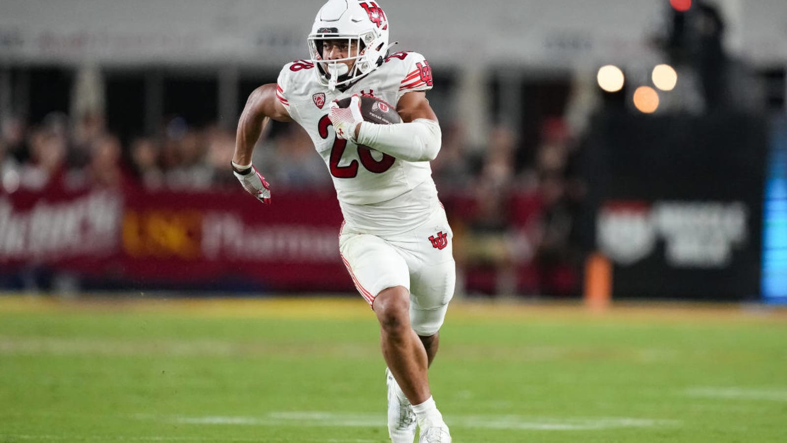 San Francisco 49ers an ideal landing spot for potential two-way star Sione Vaki in the 2024 NFL Draft