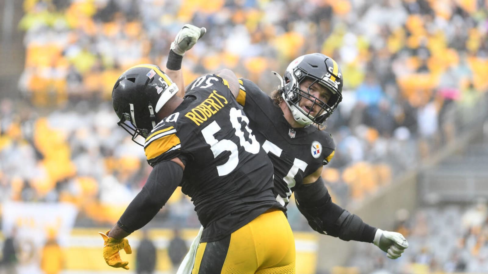 Report: Steelers&#39; Elandon Roberts to play vs. Patriots despite groin injury