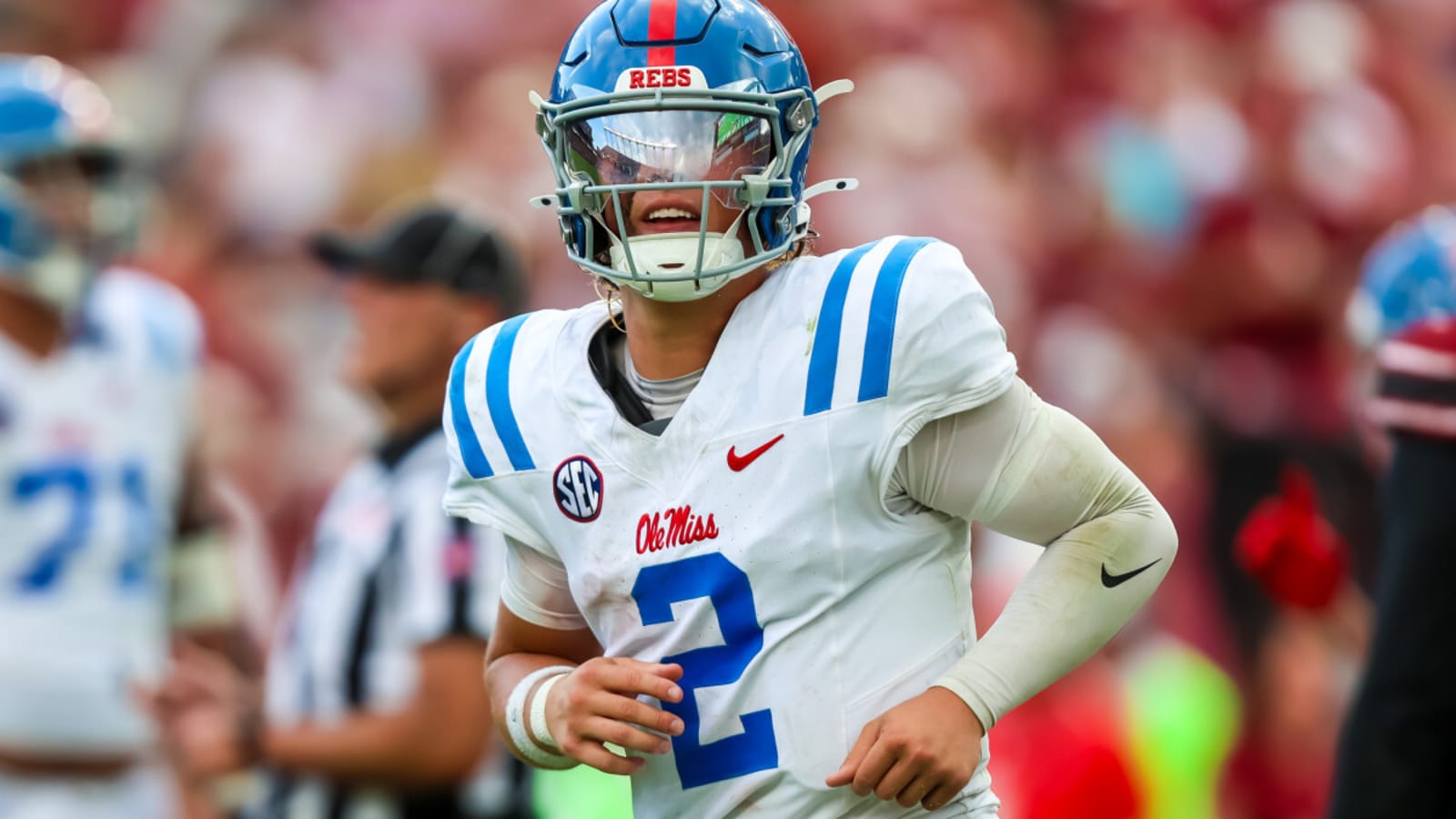 2025 Raiders Mock Draft Moving Around to Build Yardbarker