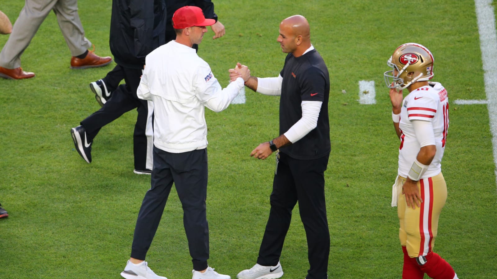 Kyle Shanahan hoping for some unconventional help to win matchup with former 49ers assistant Robert Saleh