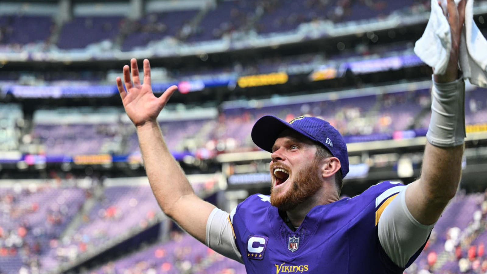 Vikings QB Sam Darnold accomplished something that Kirk Cousins never has in his career