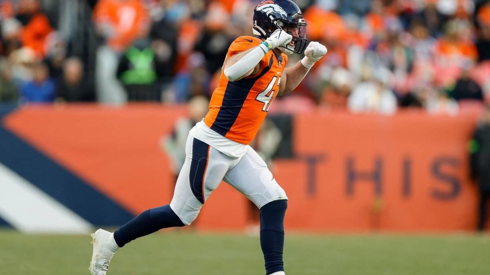 Broncos LB Josey Jewell Tapped as a Top 100 Free Agent of 2024 by PFF
