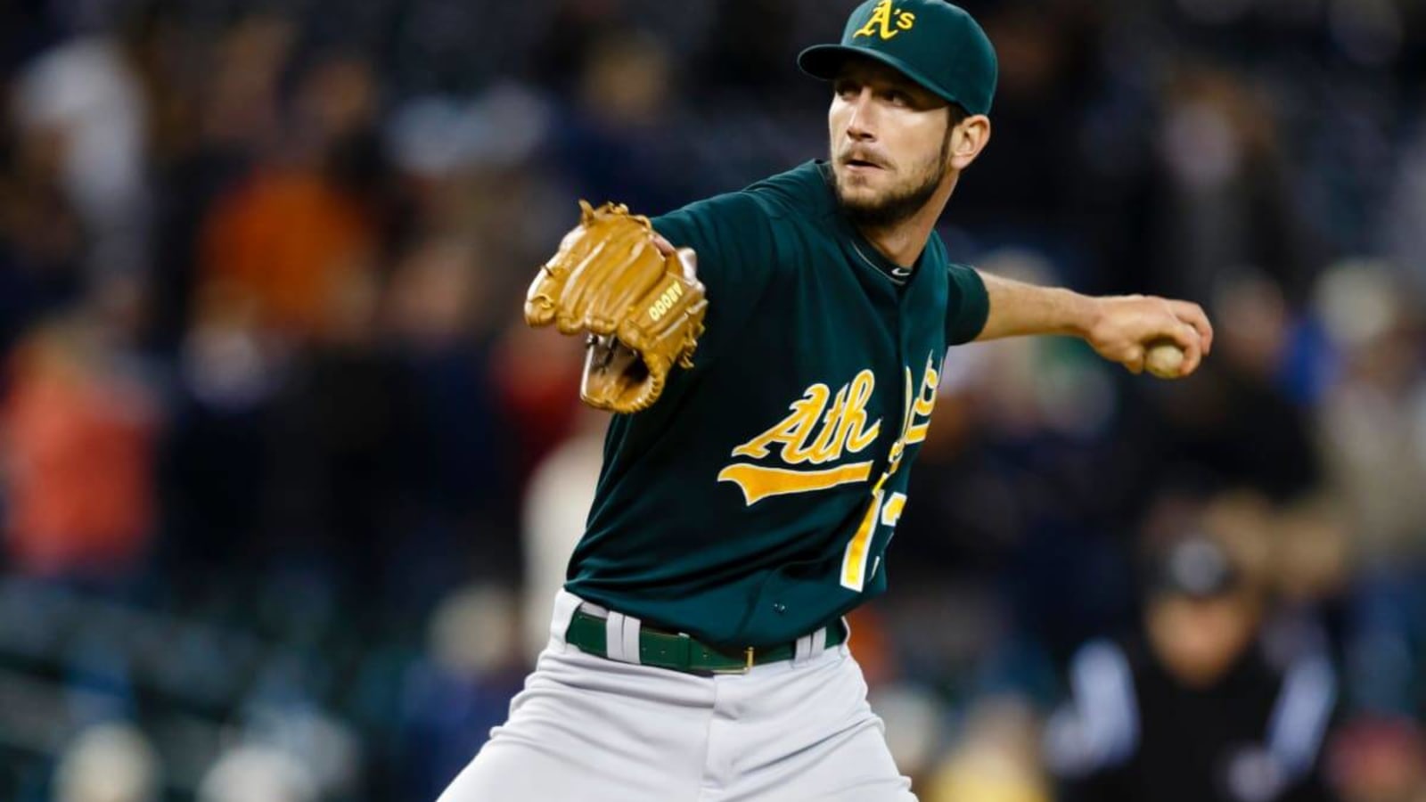 Beloved A&#39;s, Mets Reliever Shares Theory on 2012 Season