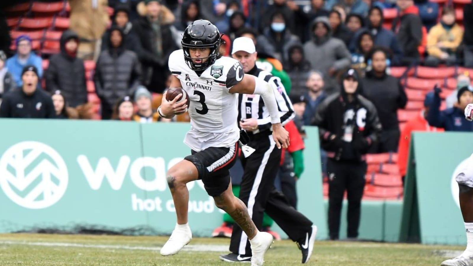 Watch: UC&#39;s Evan Prater Hits Miracle Throw To Tie Fenway Bowl