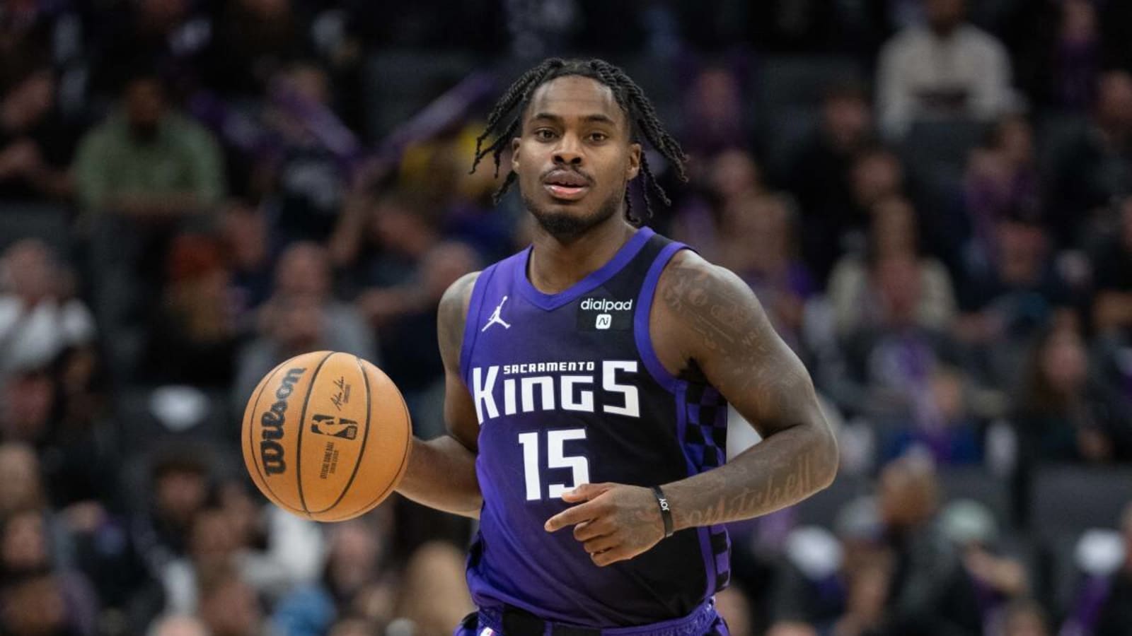 Kings’ Mike Brown Elects Mitchell in Race for Backup PG Role