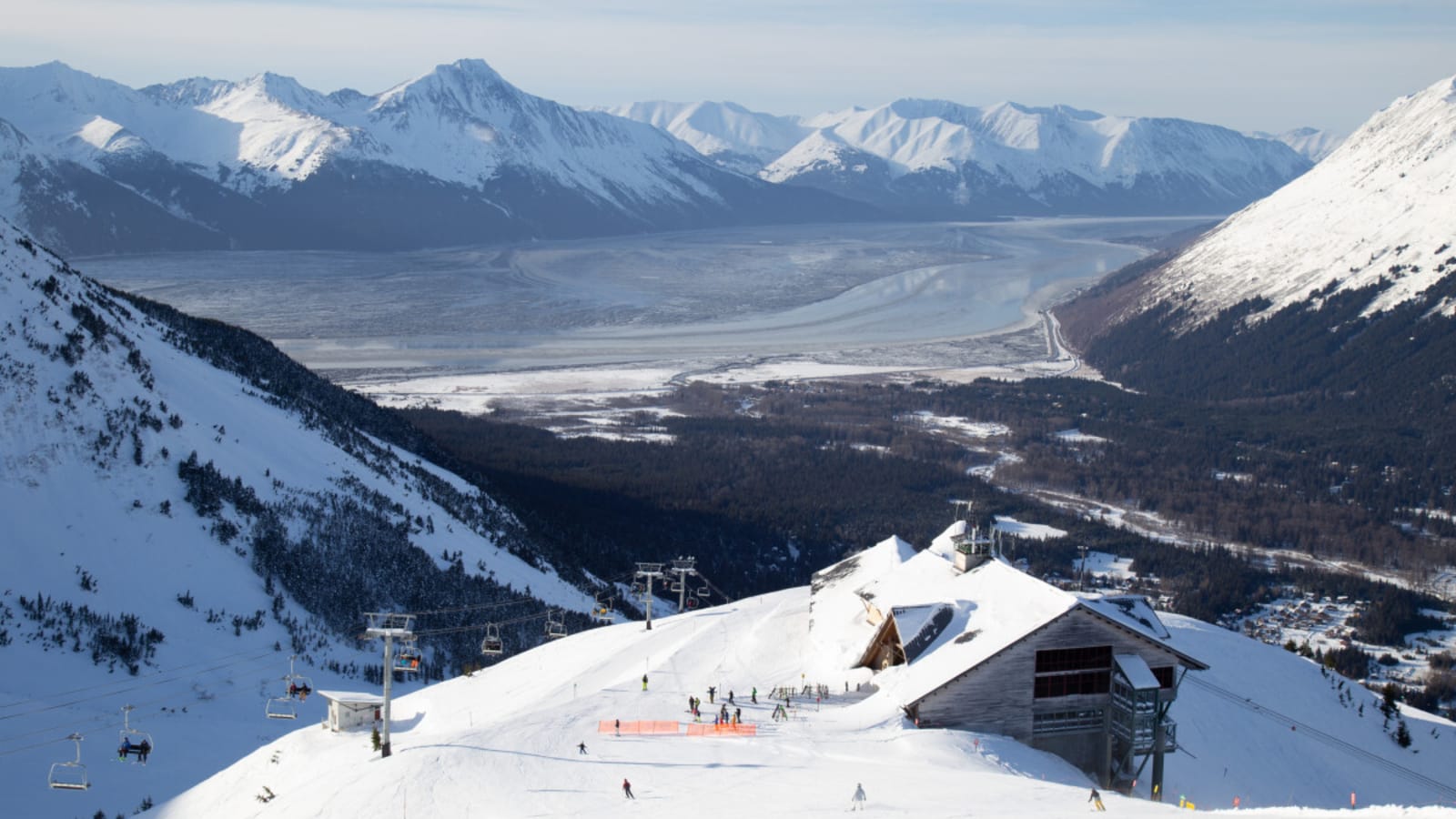 Forecasted High Winds Force Alaskan Ski Resort To Close