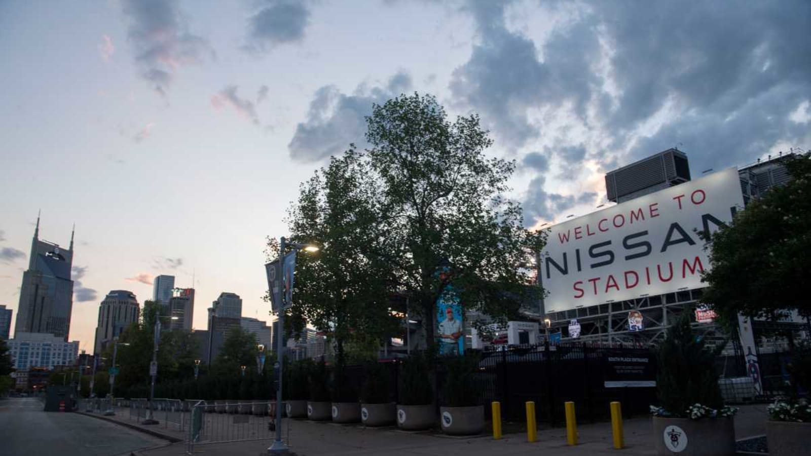 The best new way to park for Titans home games to avoid new Nissan Stadium construction