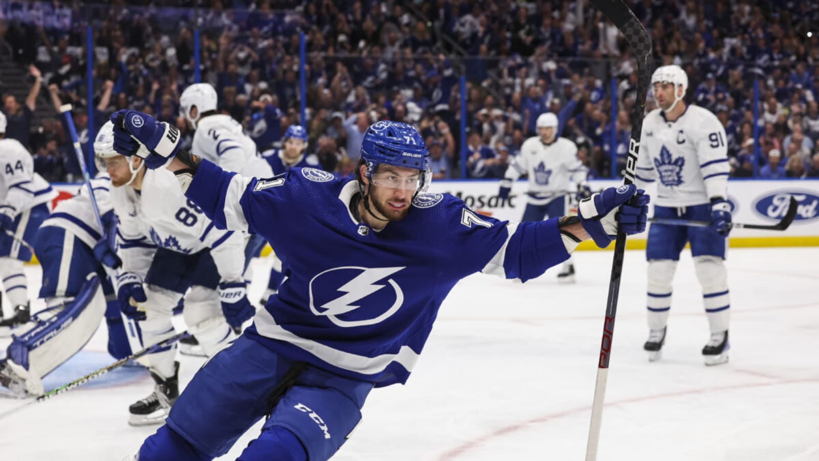 2024-25 Selke Trophy Tracker: Barkov Has a Chance to Repeat