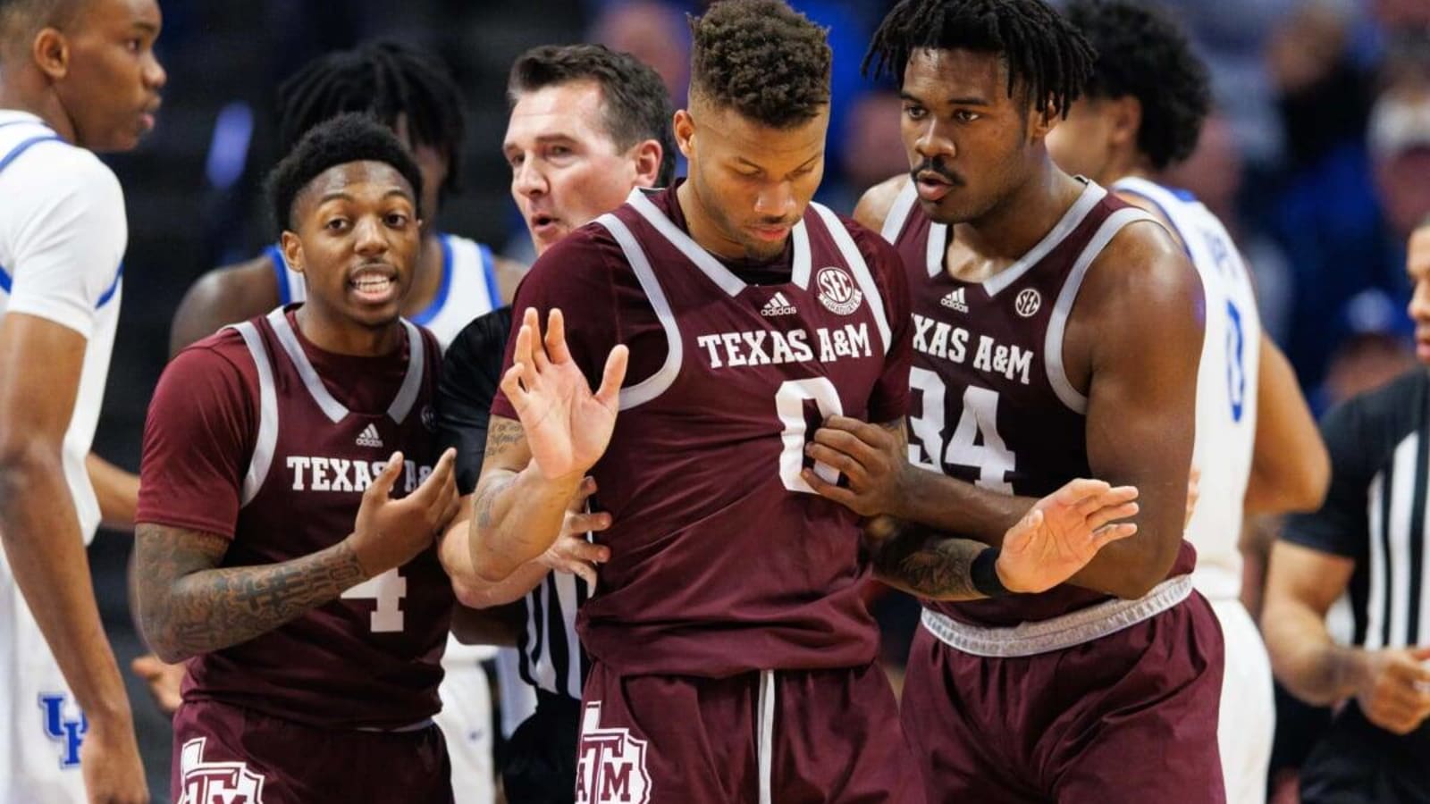 Texas A&M Hoops Resurgence: &#39;Player-Led Team&#39;