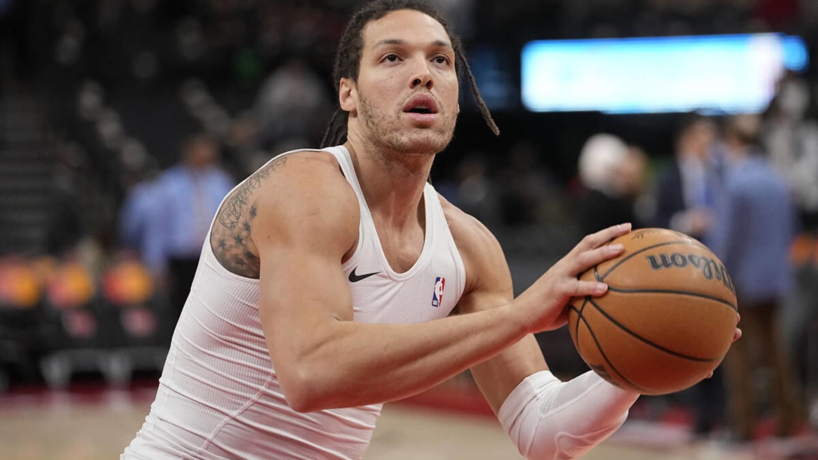 Surprising Details of Aaron Gordon&#39;s Dog Bite Injury Revealed