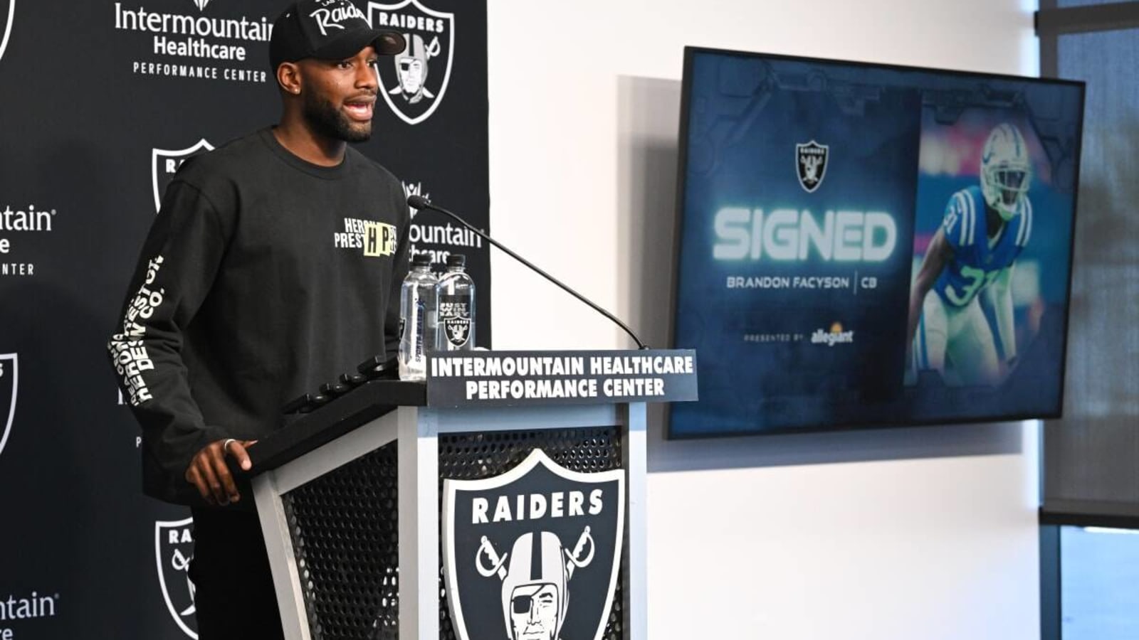 Breaking Down the Raiders&#39; Offseason CB Acquisitions