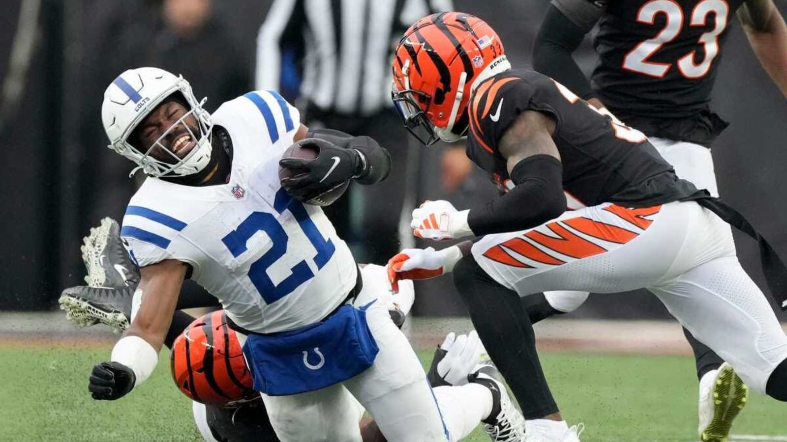 The Colts suffer embarrassing loss to the Bengals fall to 7 6 Yardbarker