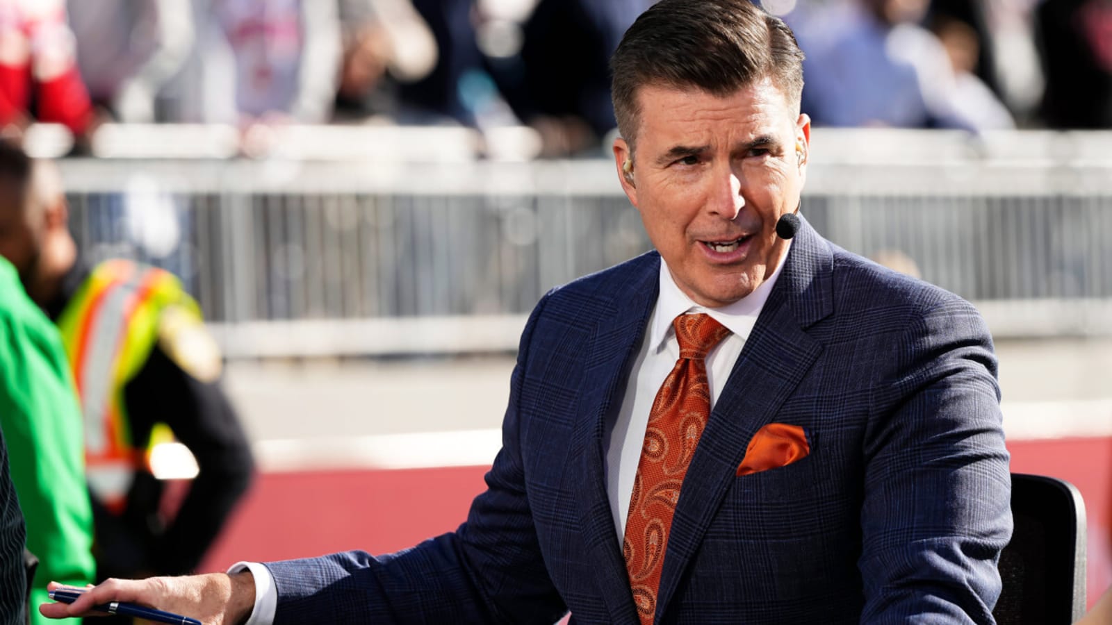 Rece Davis Predicts Narrow Winner in Notre Dame-Penn State Orange Bowl