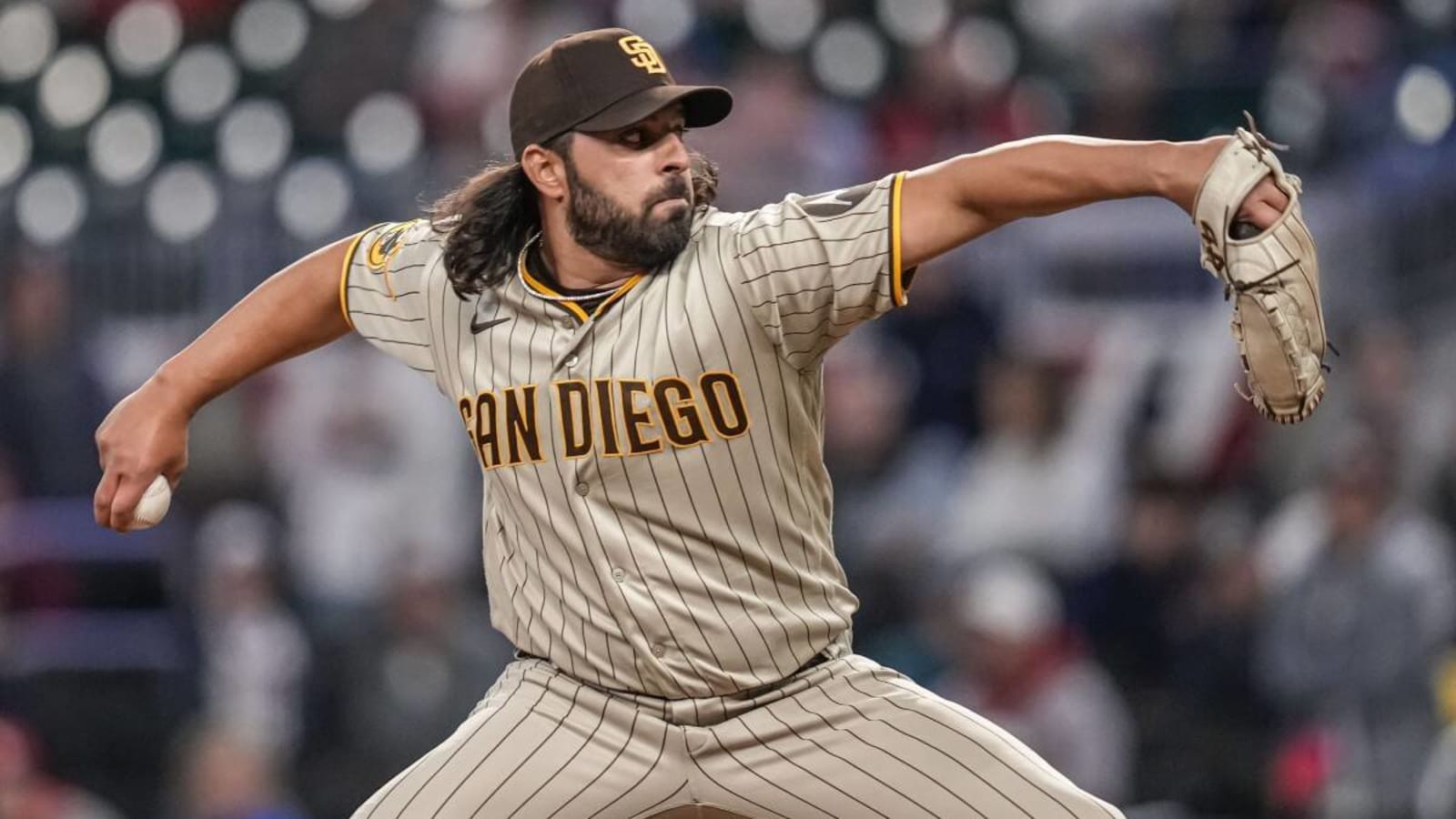 Former Padres Pitcher Signs with NL West Rival Dodgers