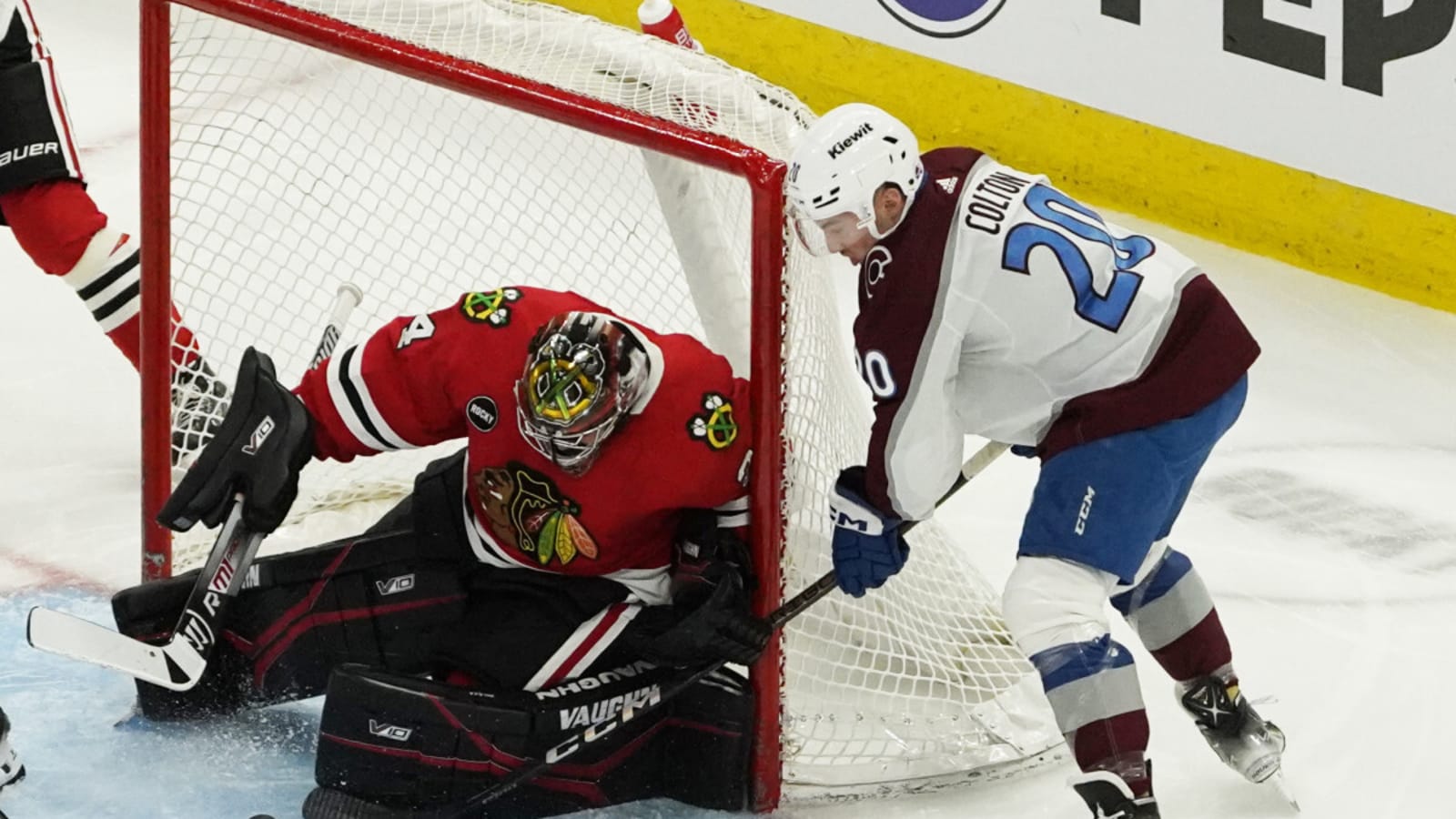 Blackhawks Player Grades: Petr Mrazek