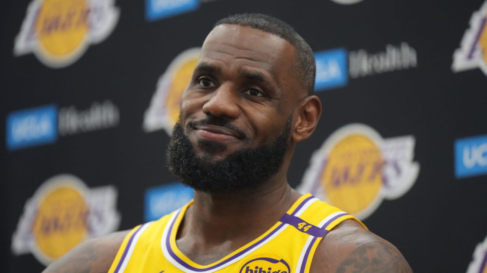LeBron James&#39; Insane Game Day Routine Shows Why He&#39;s Still Dominating In Year 22